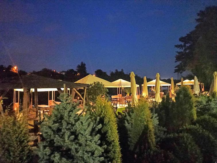 Lüks kamp alanı Seberak - V Chatickach A V Luxusnich Stanech